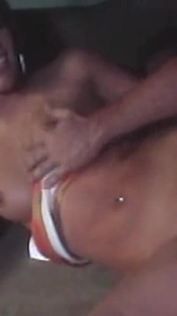 Orgasm Ahegao de la o pizdă profundă care se întinde
