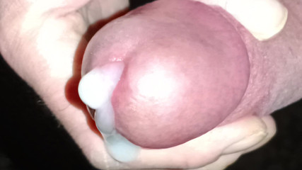 Rockardglans: 夜のクルージング、森の中で大きなノーカットのチンポオナニーと絶頂 - ロッカード・ダディ