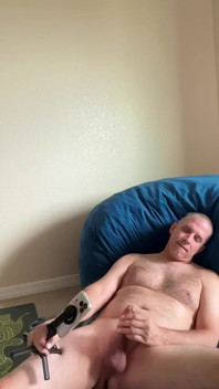 Duke Silver Se Está Poniendo Sexy a Lo Grande