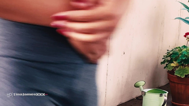 TinaJamesXXX: Desperation pee 1 - Locked out on the balcony