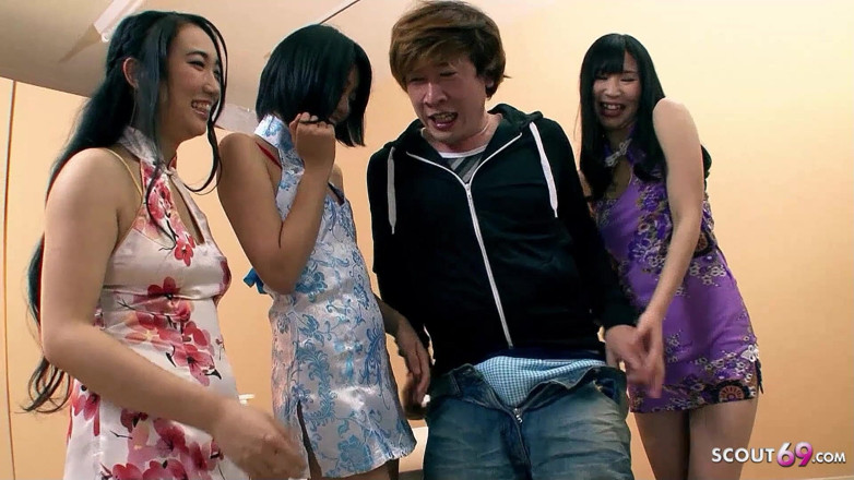 Asian porn collection: Japońska orgia sex orgia z szczerymi chudymi nastolatkami