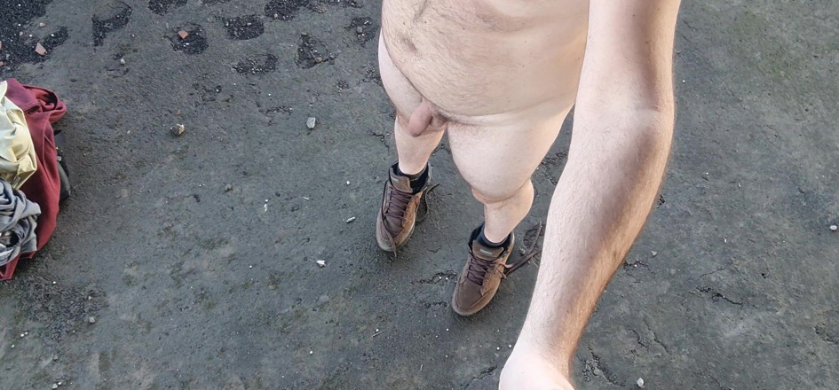 Mirko2589: Walking Naked