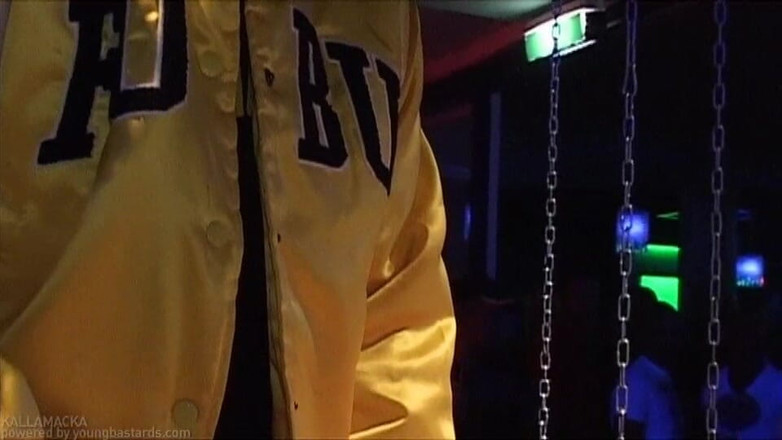 Young Bastards: Peto Coast knullar Basti Winkler - live på scenen