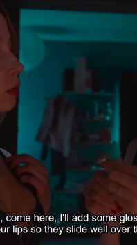 S4e7:継母が継娘のグローリーホール吸うスキルを教える - 彼女は今夜コックを切望しますか?!