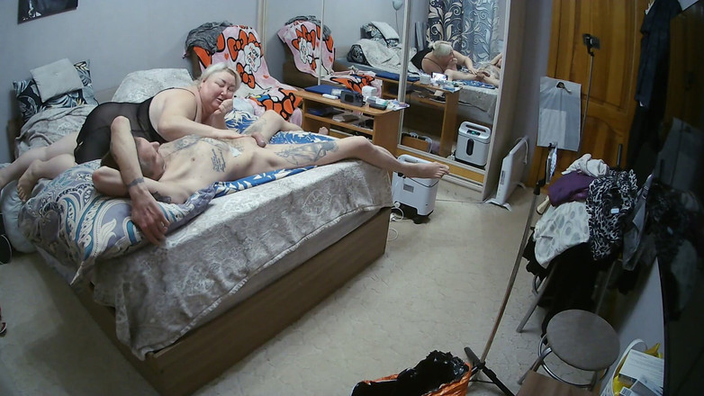 Zona901: Оральний секс з подругою і гаряча товста сперма тече з члена