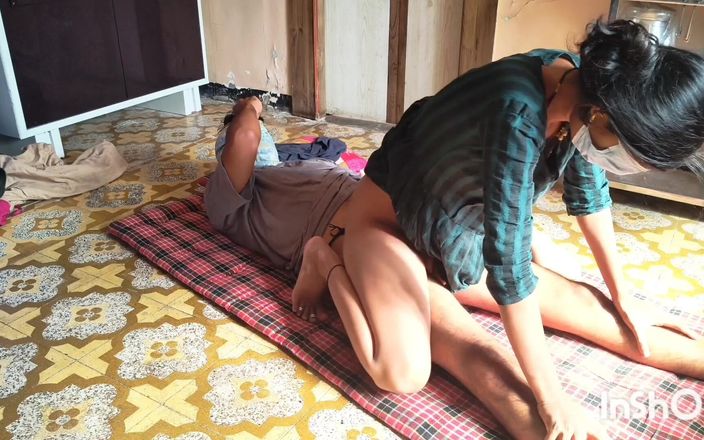 Desishycouple: Я трахаю свою зведену сестру на кухні