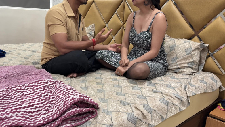 Hornycouple149: Nevlastní otec svádí hubené teenagerky a šuká chlupatou kundičku ve trojce...