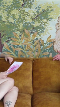 Sonia, Nadržená dívka, Jí kundičku a čůráka