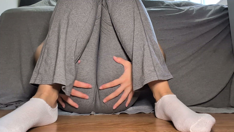Mimiandevan: ถึงจุดสุดยอดน้ําหีแตกในกางเกงโยคะหลังเลิกเรียน