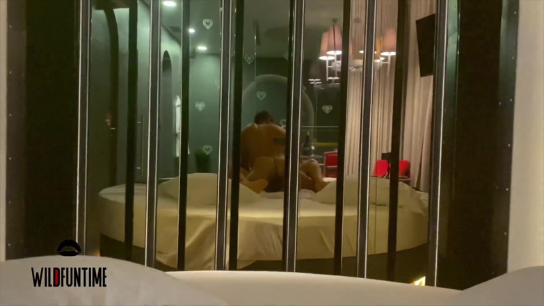 Wildfuntime: Cheating couple goes to motel and fucks in the jacuzzi
