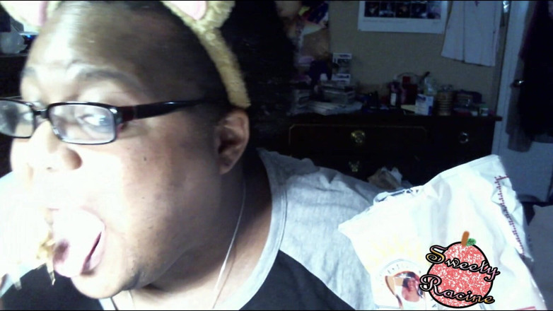Sweety Racine: Step-mama Bear's Late Night Snack