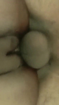 발정난 보짓물이 많은 섹시한 보지를 존나게 따먹어