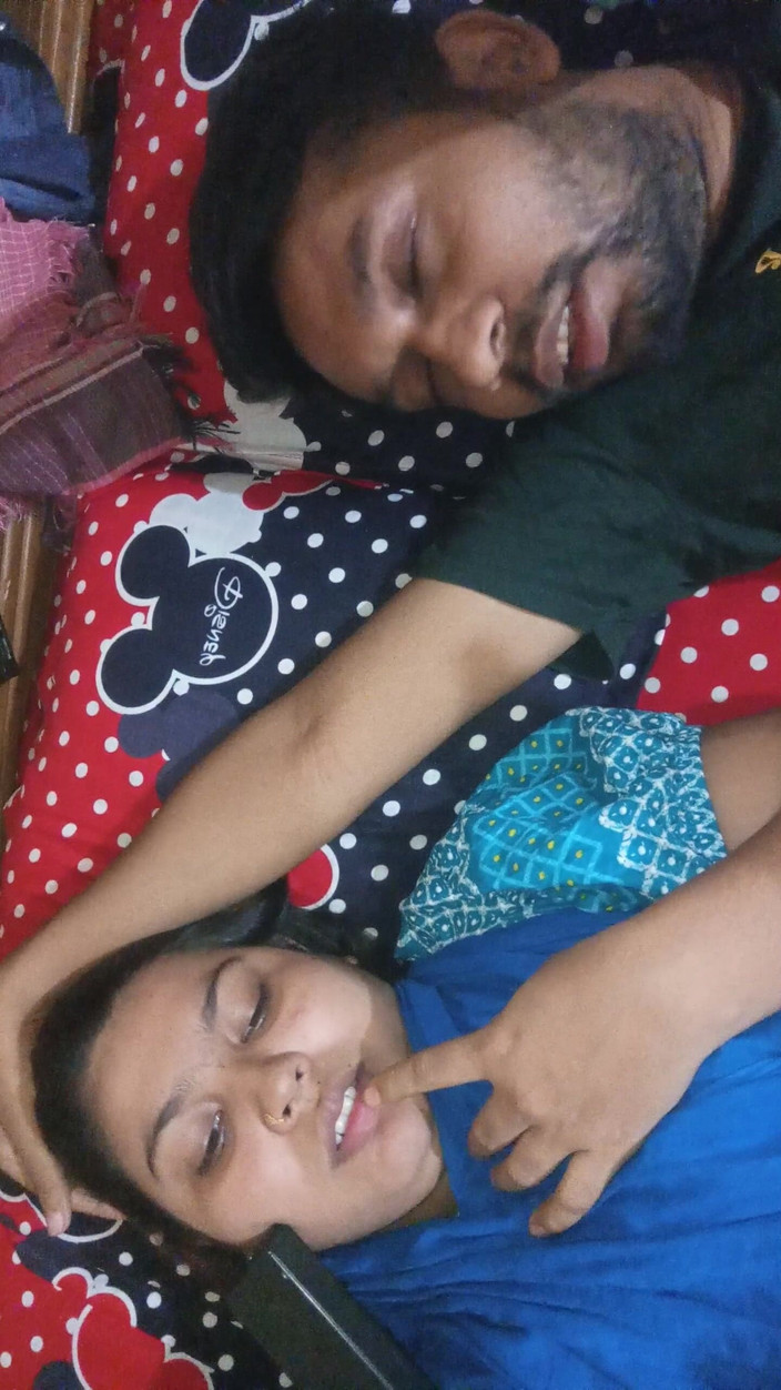 Desi Video BD: Bhabhi Dan Teman Lelaki India di Bilik Hotel