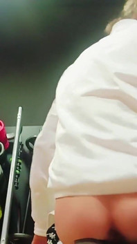 Sexy Boy Is Very Daring in the Gym Showing His Body