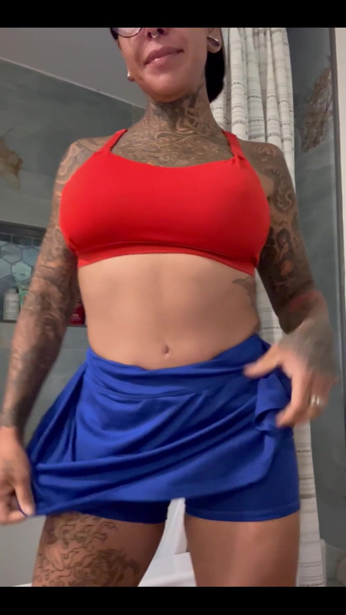 Celine Shore: Pergi ke Gim