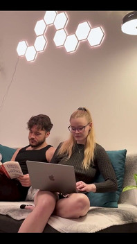 Beim arbeiten geil sein, bis ich meinen freund - ein echtes amateur-paar - abgelenkt habe