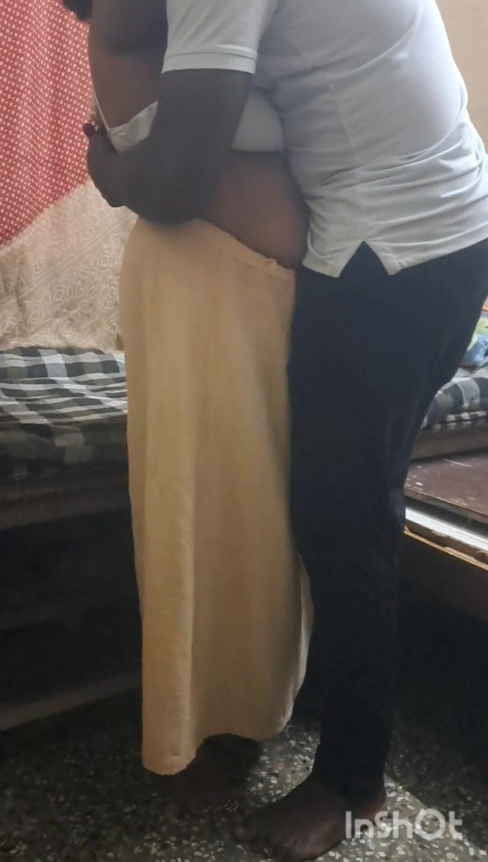 Benita sweety: Тамільська Амма і чувак – гаряче відео