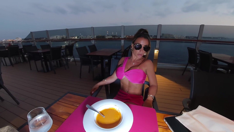 Miss Lexa: No Panties on My Dinner Date