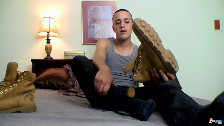 Toegasms: A Good Jack off After a Hard Day