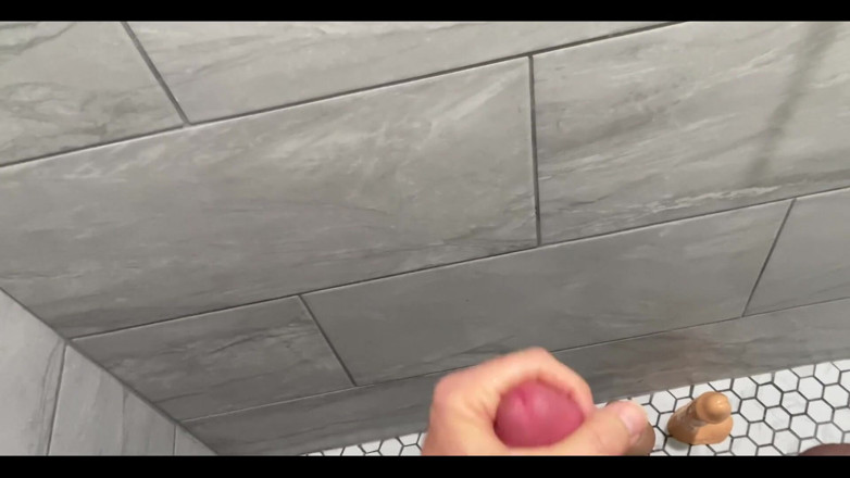 Trenton Ducati: Jugar en la ducha