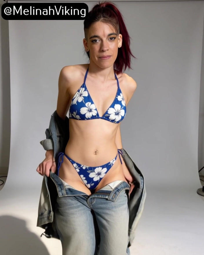 Melinah Viking: Le strip-tease en jean