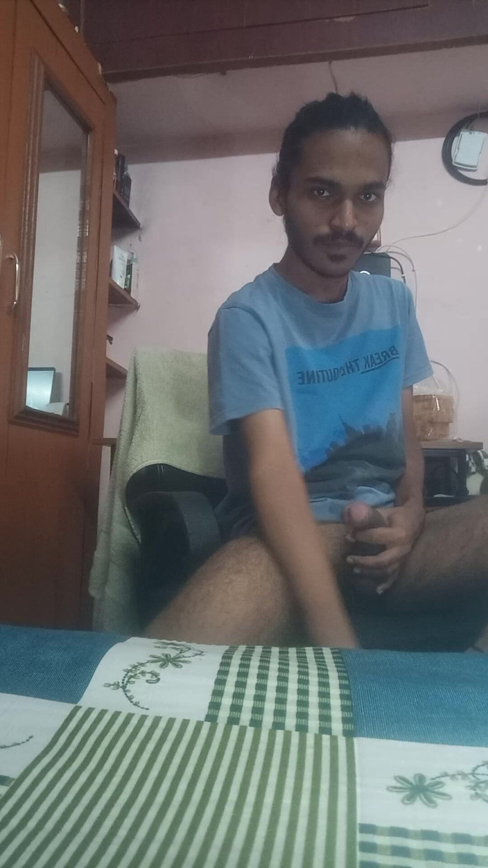 Suhas: Alone Desires Masturbasi