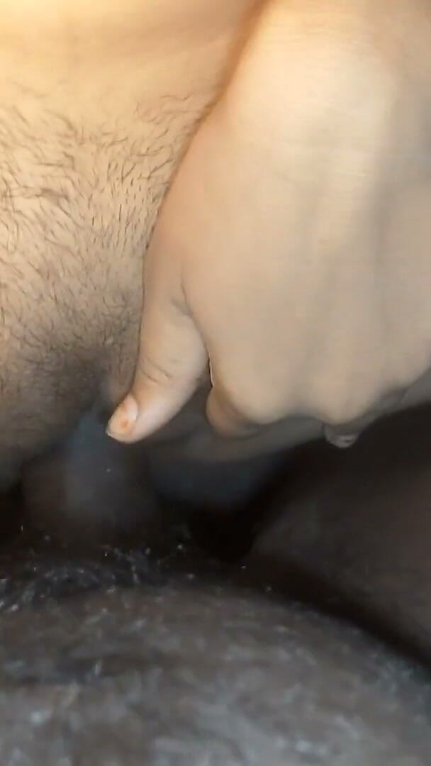 Hubby 23: India en el estado de ánimo para ser follada