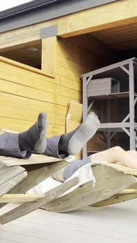 Dickflash屋根の冒険:パート1小さな赤毛のふしだらな女は、彼女に速い射精を与え、彼女のボーイフレンドが待っている間
