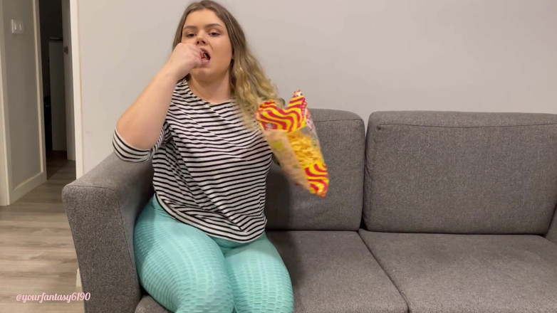 Your fantasy studio: Movie and farts with me