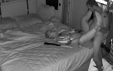 KittieNoOne: Il m’aide à jouir, je le fais jouir, il m’aide à jouir à...