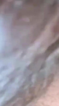 La mia ragazza succhia il mio cazzo appassionatamente