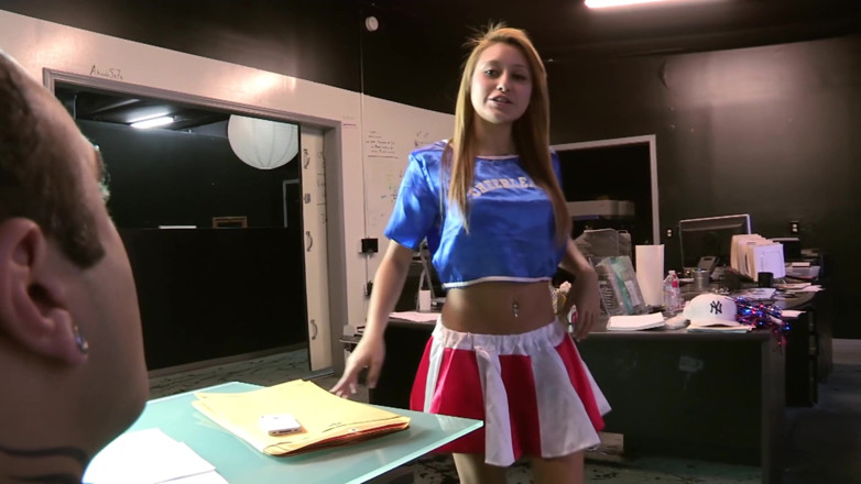 Hefburg: Teen twerks on boss cock