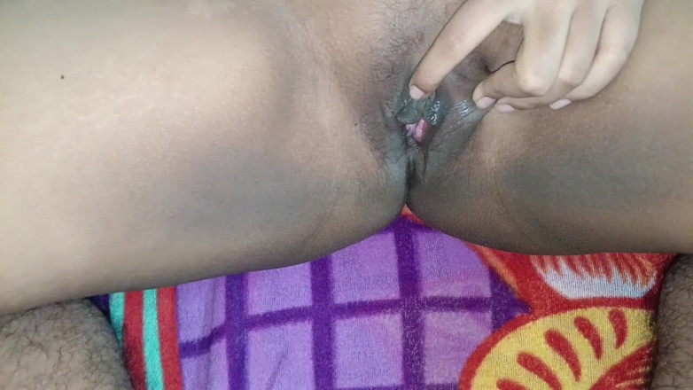 Mami4711: Цицьки, гаряче відео