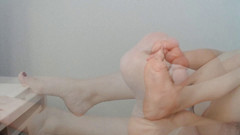 Dream Factory: Picioare dulci pentru sperma ta