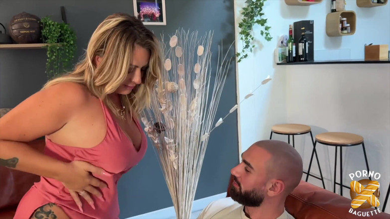 Porno Baguette: Giulia, Sexy Blonde, Loves Eating Cock and Pussy