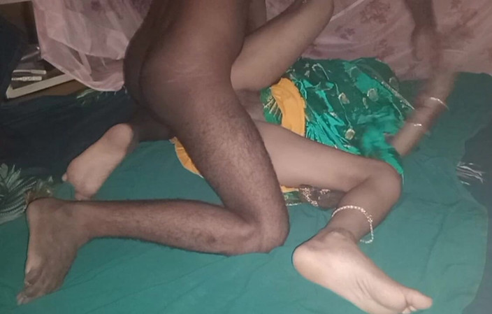 Sital: 新しいインドのビューティーフルなムスリムデシ女の子のホットポルノ