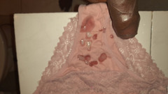 Black guy: Viel sperma .. Abspritzen auf ihr höschen teil 4