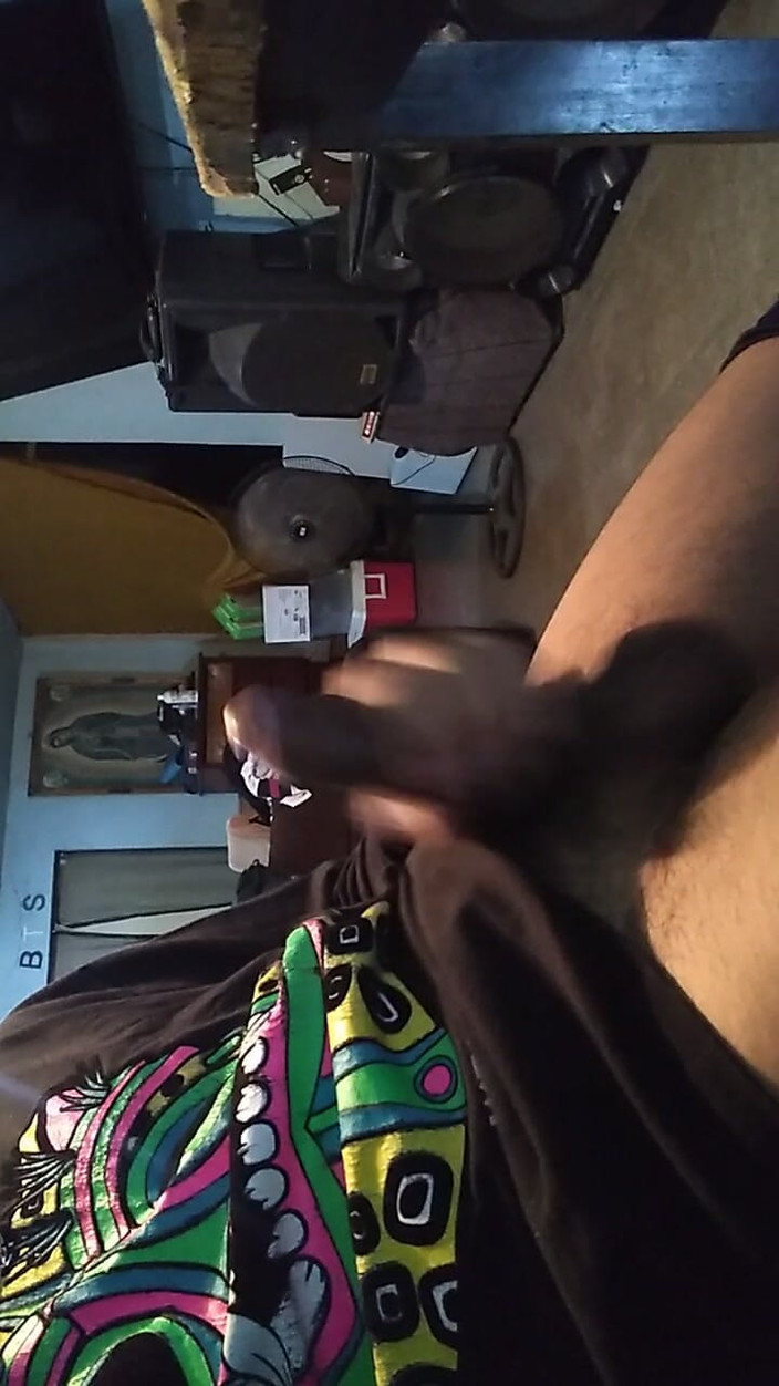 AlexAlejandro13: 나는 혼자 남았다