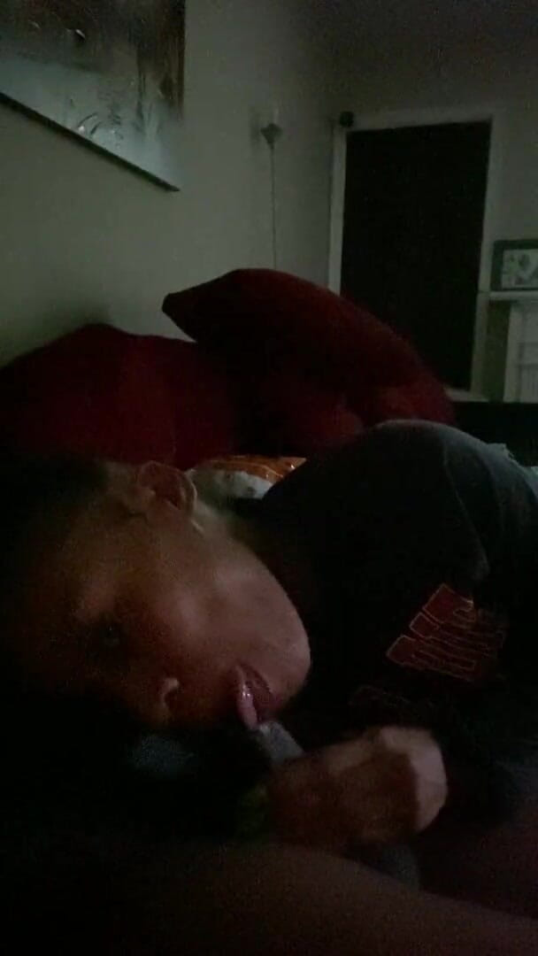 SexLoveRed: Sexy Ebony Redbone jezdí po sání