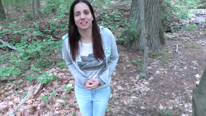 Oops Outdoor Pants Pissing (Quinn brooks)