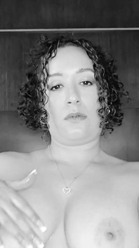 Şanslı kız tanfeets - harika bakış açısı ayakla muamele ve elle muamele boşalması
