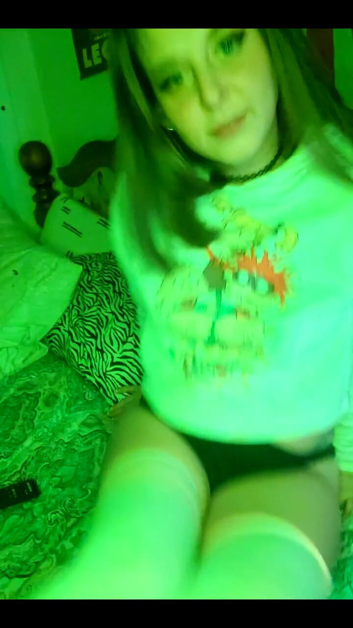 Alli Anderson: 2786309941.mp4