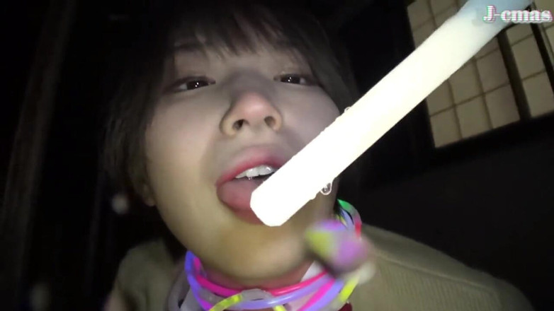 J-Cams: 대담한 아름다움은 야외를 포용하고 열정이 넘쳐 나는 따뜻한 흔적을 남깁니다. [2반반] - B