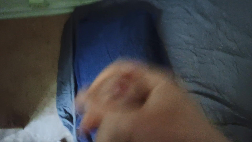 Cumming Pillow (Ed Eden) Cumming Pillow (Ed Eden)