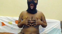 Super sexy ebony cuties: Стискання, ляскаючи мої цицьки, смокче льодяник