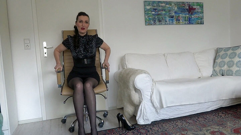 Lady Victoria Valente: Borrowed Shoes From Your Wife and Wore
