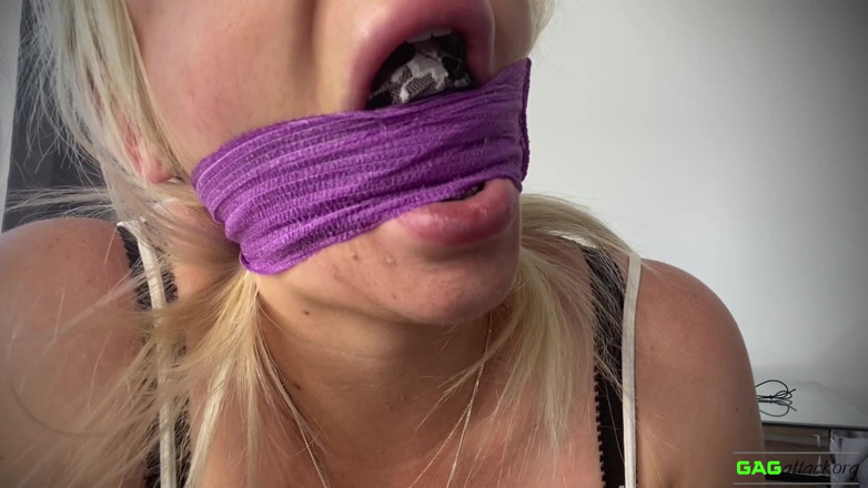 Gag Attack: Penny - tự sướng 2
