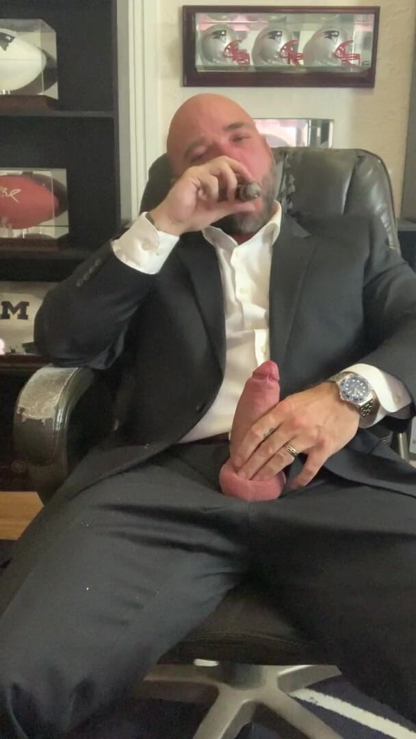 MasculineJason - Jason Collins: Trabuc, costum, instrucțiuni de masturbare!