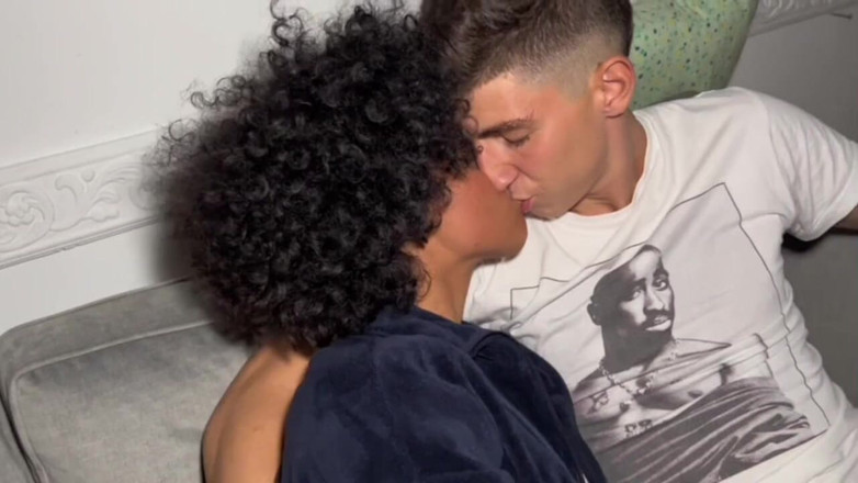 Bradybud: Selva and Valentina Lapiedra Swapping Cocks.