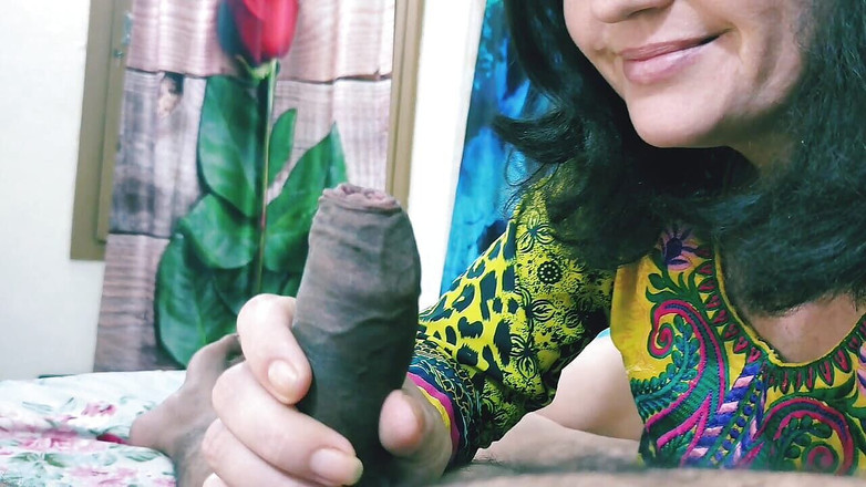 Bolly Karma: Schoonmoeder gratis sekspas